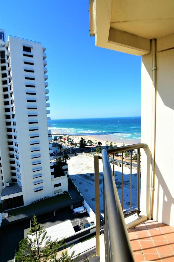 Surfers Holiday Apartments โกลด์โคสต์ ภายนอก รูปภาพ