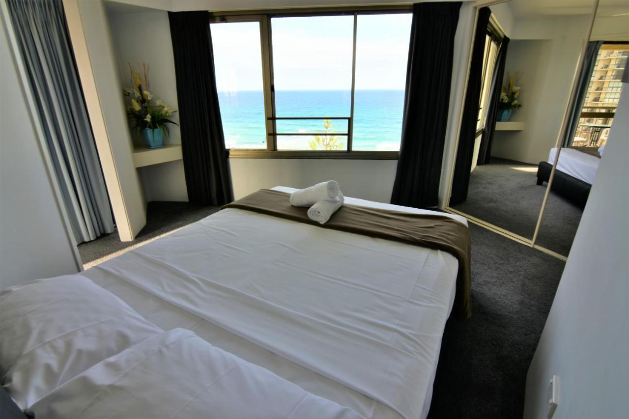 Surfers Holiday Apartments โกลด์โคสต์ ภายนอก รูปภาพ