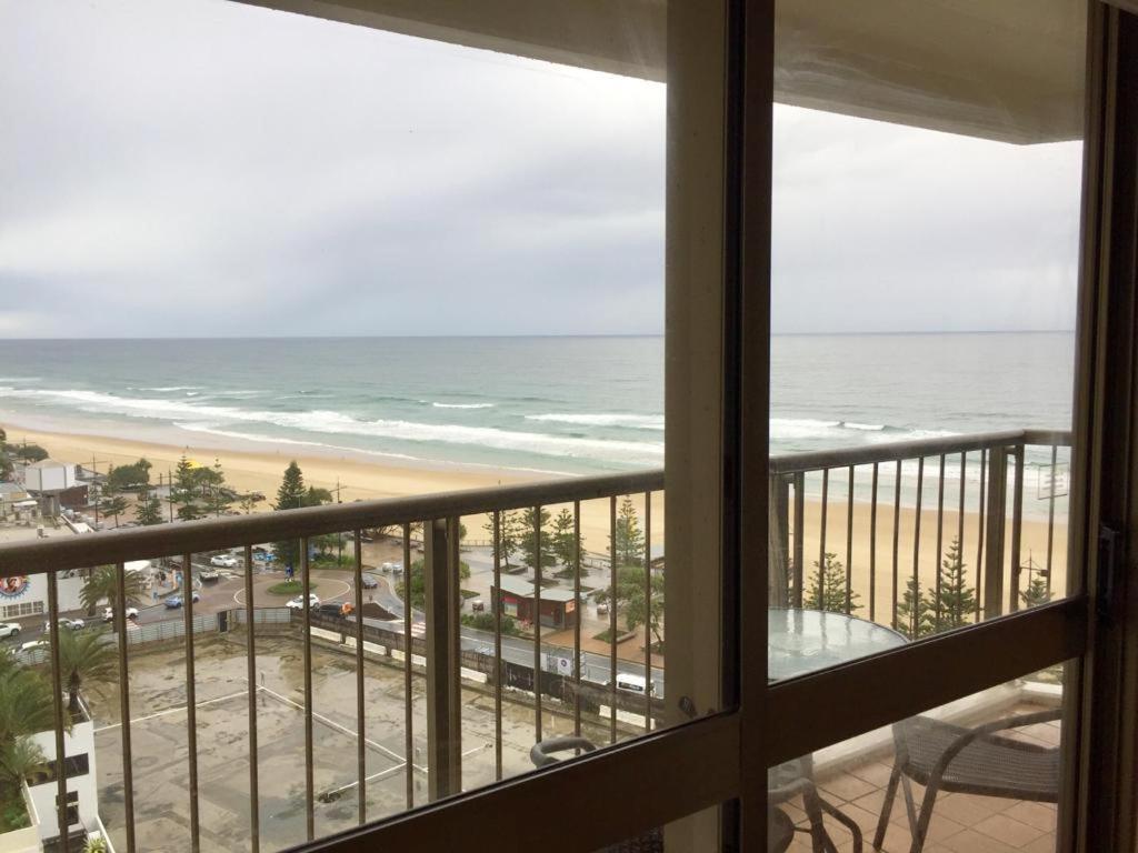 Surfers Holiday Apartments โกลด์โคสต์ ภายนอก รูปภาพ