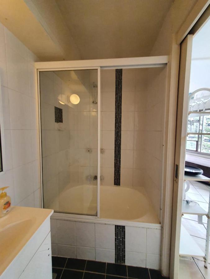 Surfers Holiday Apartments โกลด์โคสต์ ภายนอก รูปภาพ